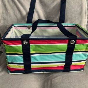 Medium tote by Thirty-one